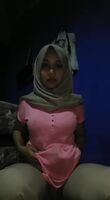 Muslim Girl in Bedroom Showing Assets 🧕🏻👙💥