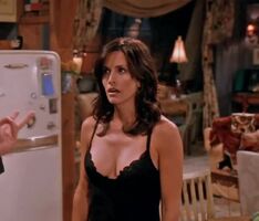 Courteney Cox is so underrated