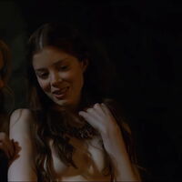 Charlotte Hope nude plot in G.O.T.
