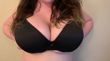 Just filmed my first ever titty drop of my massive, heavy tits, just for you Reddit! What do you think, lovelies?