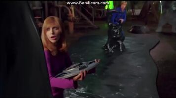 Sarah Michelle Gellar in Scooby Doo 2