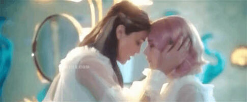 Eiza Gonzalez lesbian kissing Emma Roberts in Paradise Hills